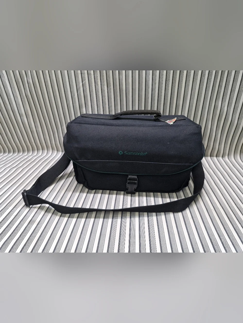 Samsonite Camera Bag Padded Dividers Shoulder Travel Case Black